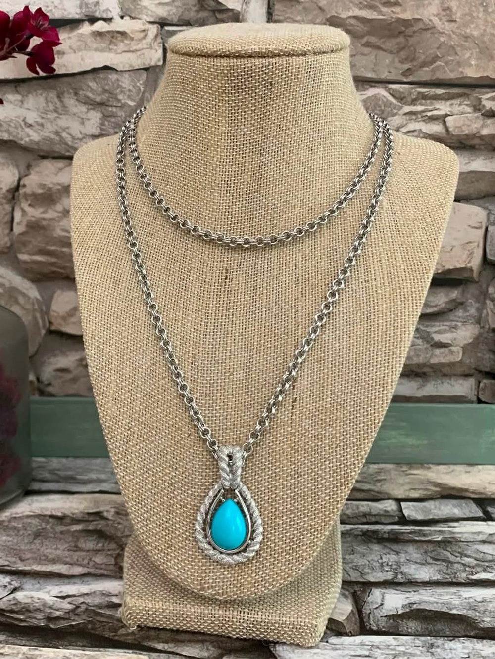 Vintage Signed Avon 70’s Faux Turquoise Cabochon Charm Silver Pendant Necklace